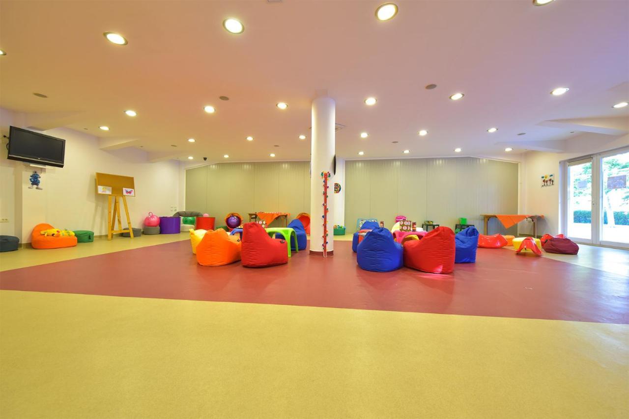 Complex Mediteranean Mamaia Bagian luar foto