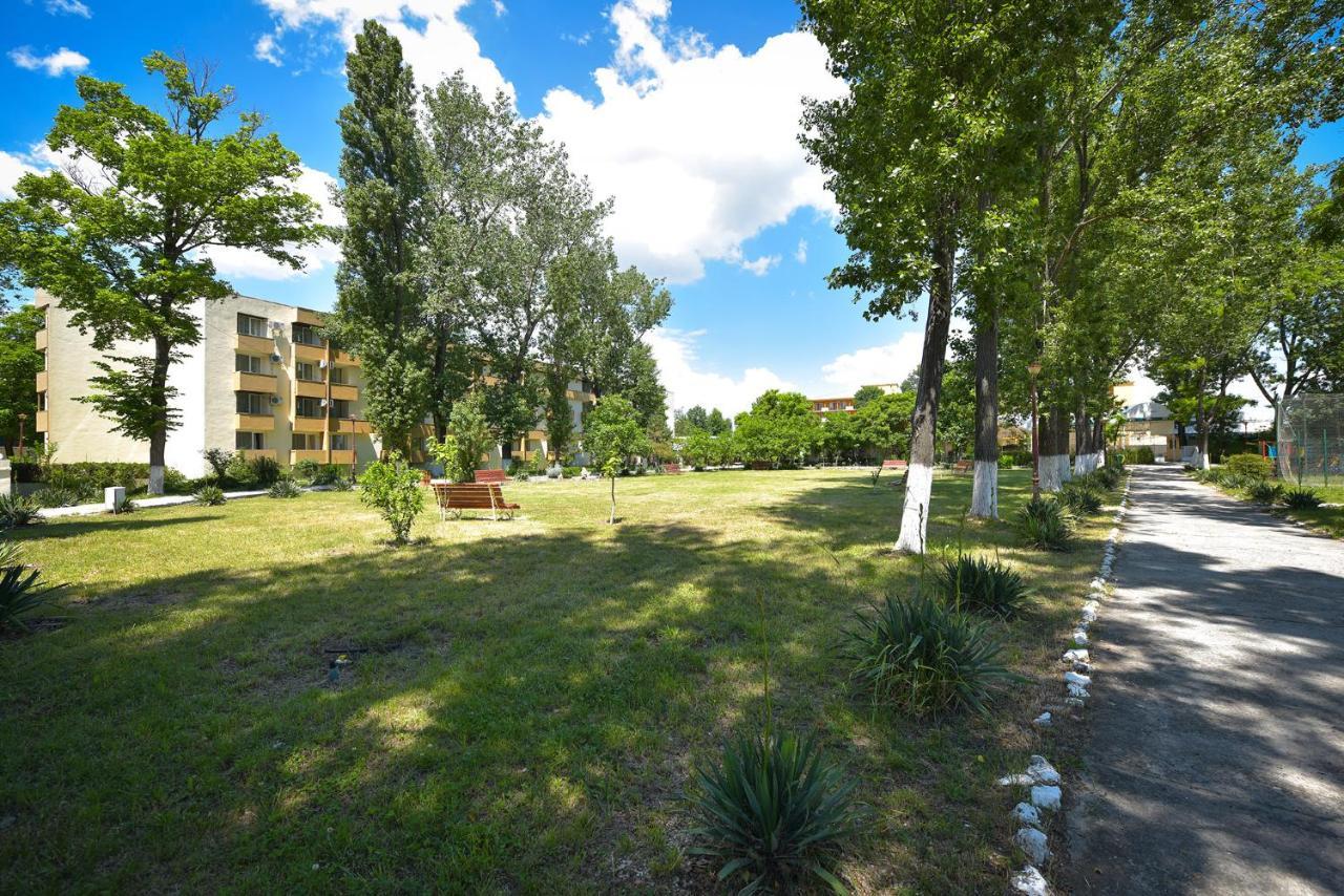 Complex Mediteranean Mamaia Bagian luar foto