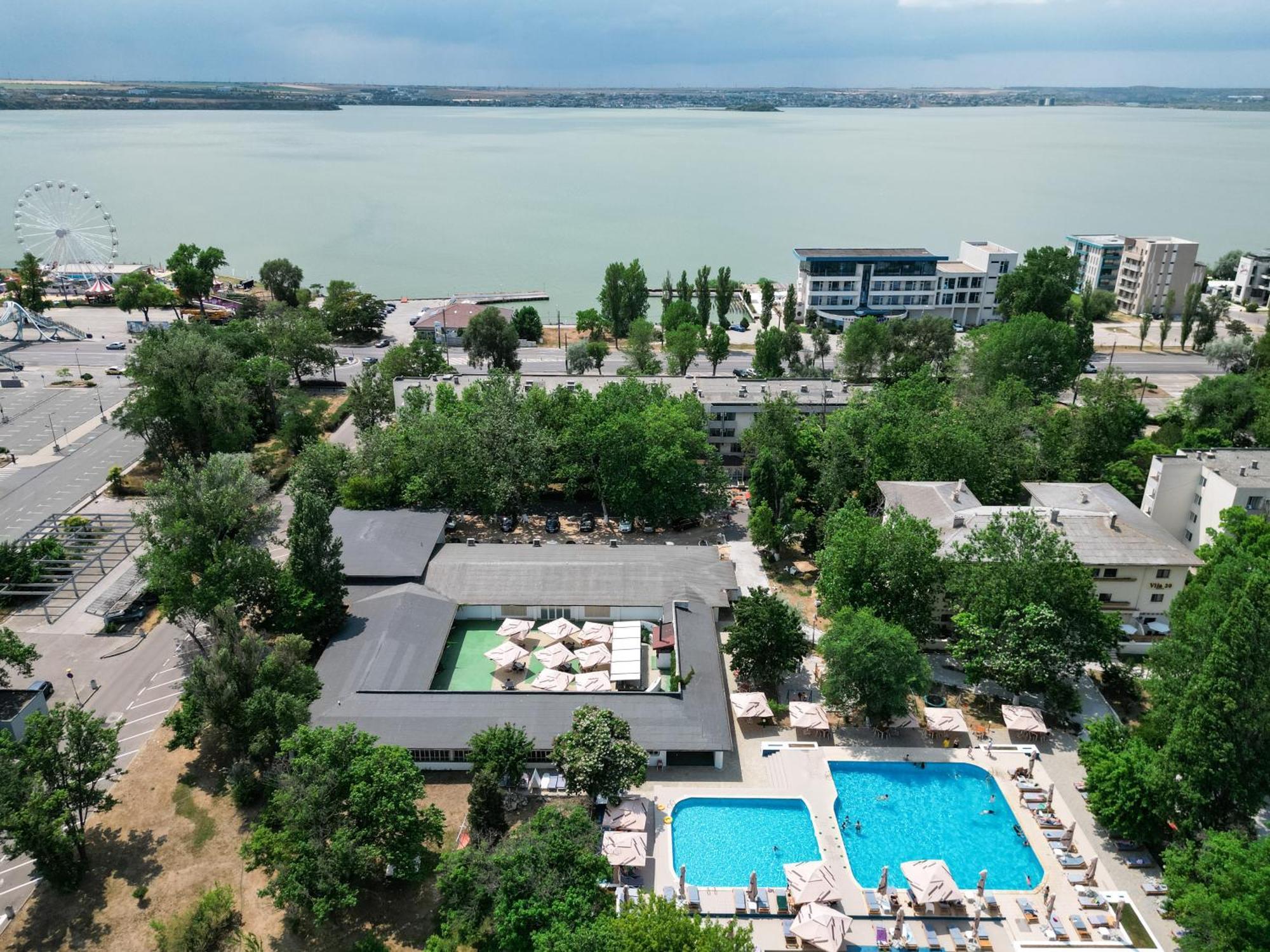 Complex Mediteranean Mamaia Bagian luar foto